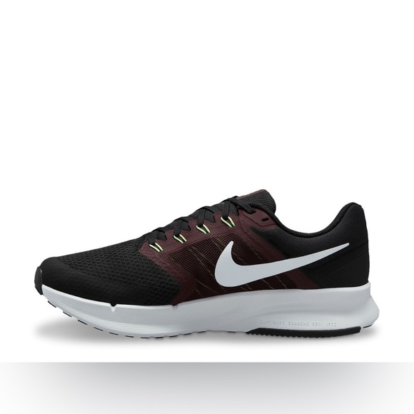 Nike Run Swift 3 Running Shoe - Men\'s size 11.5